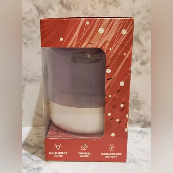 Vivitar Light Up LED Wireless Speaker With Bluetooth - Picture 2 of 4